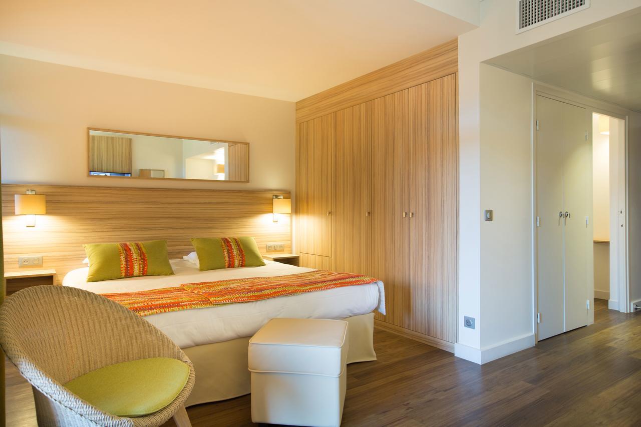 Quadruple Room with Terrace