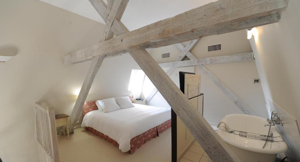 Suite with Spa Access