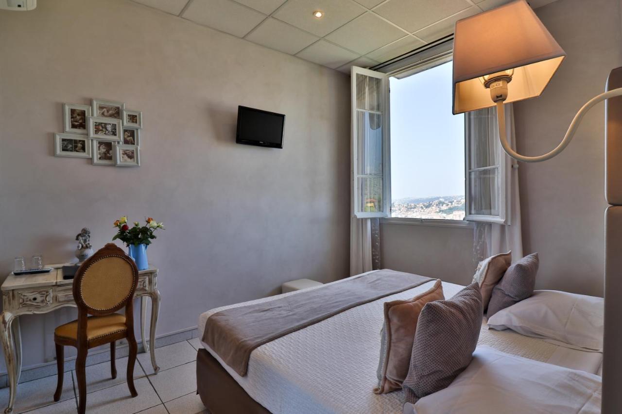 Twin Room with City View