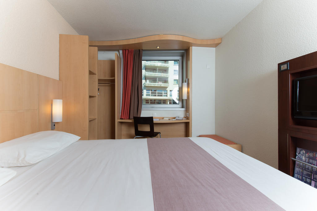 Room for 1 or 2 persons
