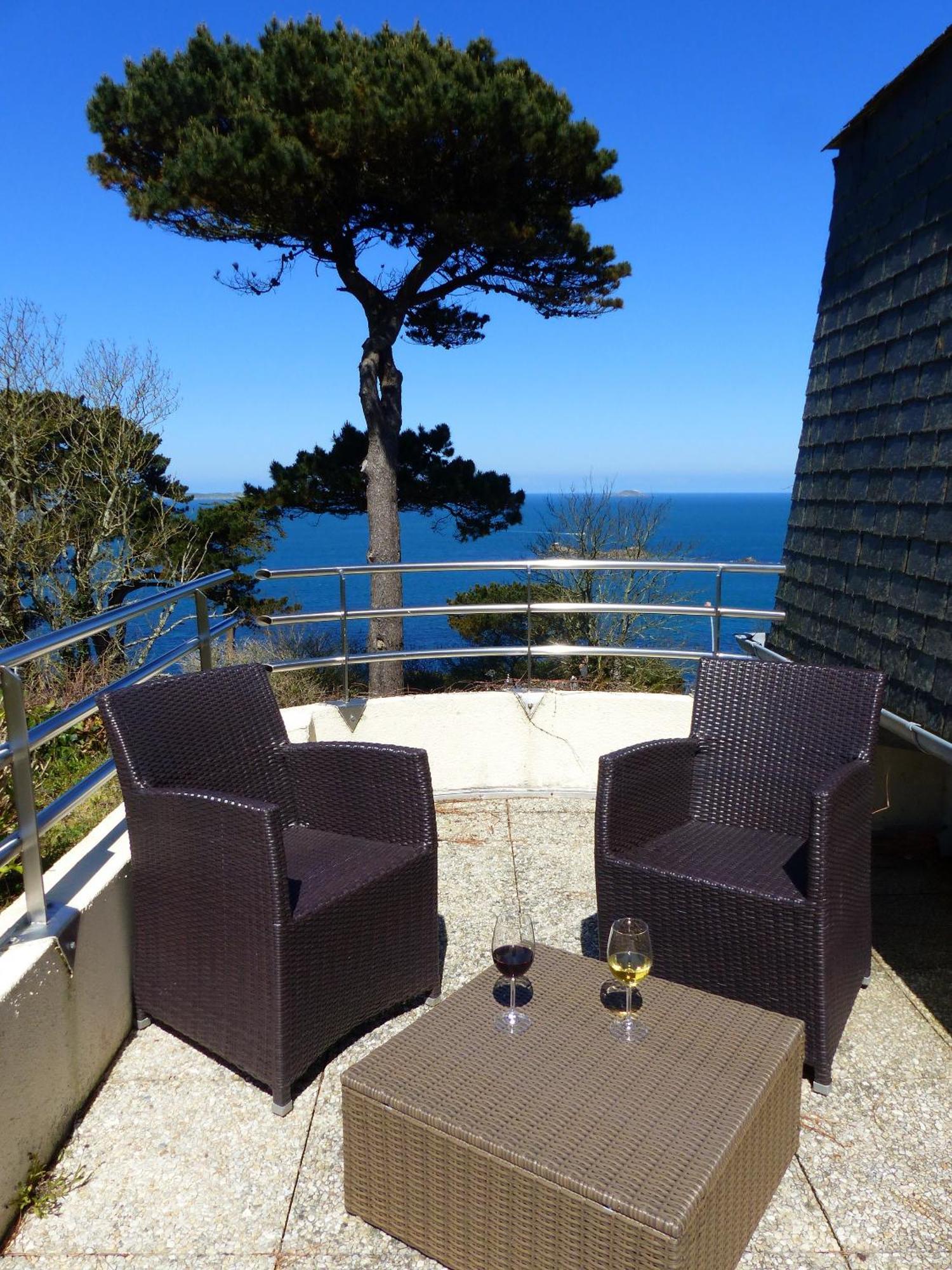 Deluxe Double Room with Sea View