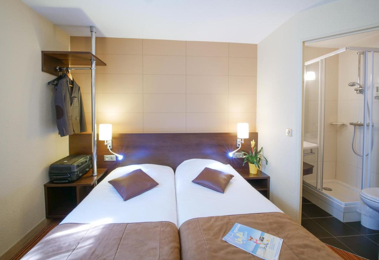 Twin Room - Standard