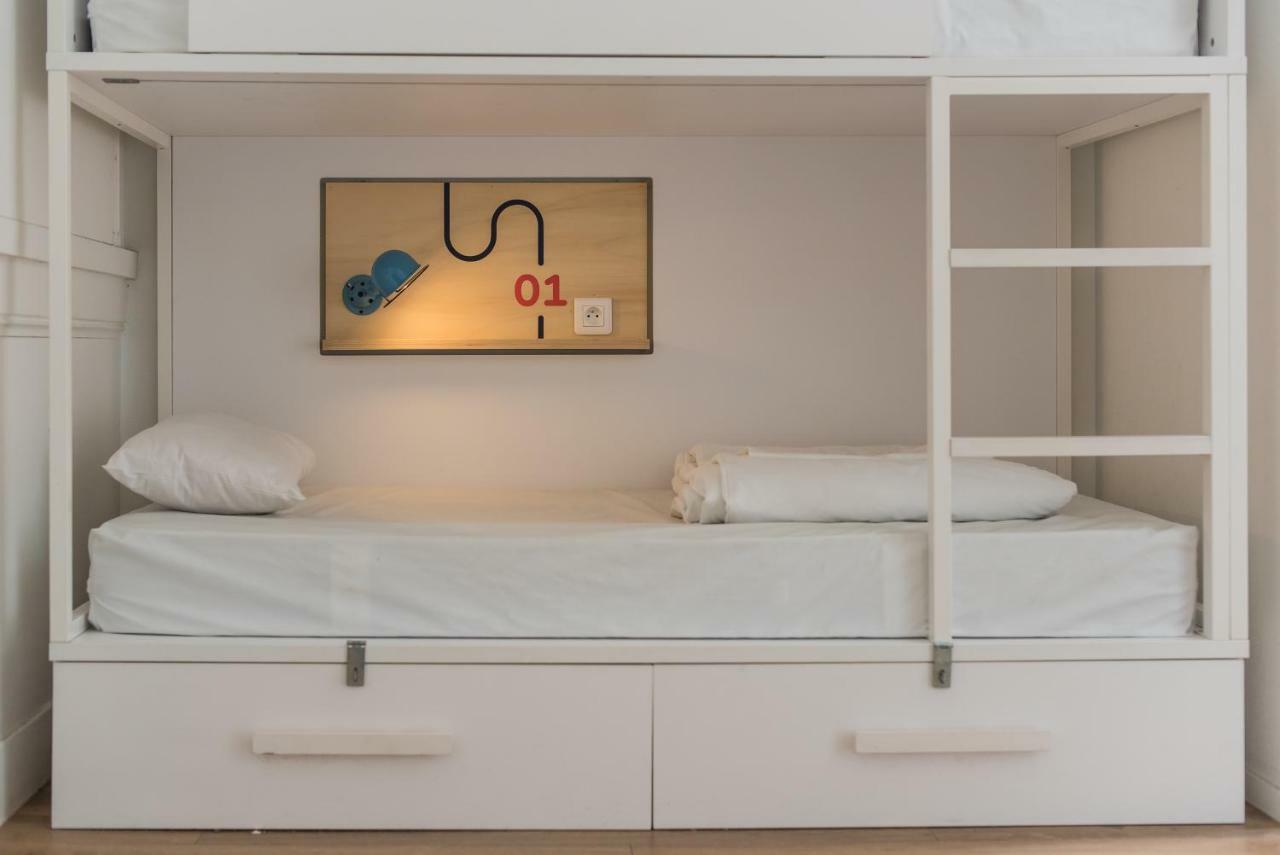 Etagenbett im gemischten 10-Bett-Schlafsaal