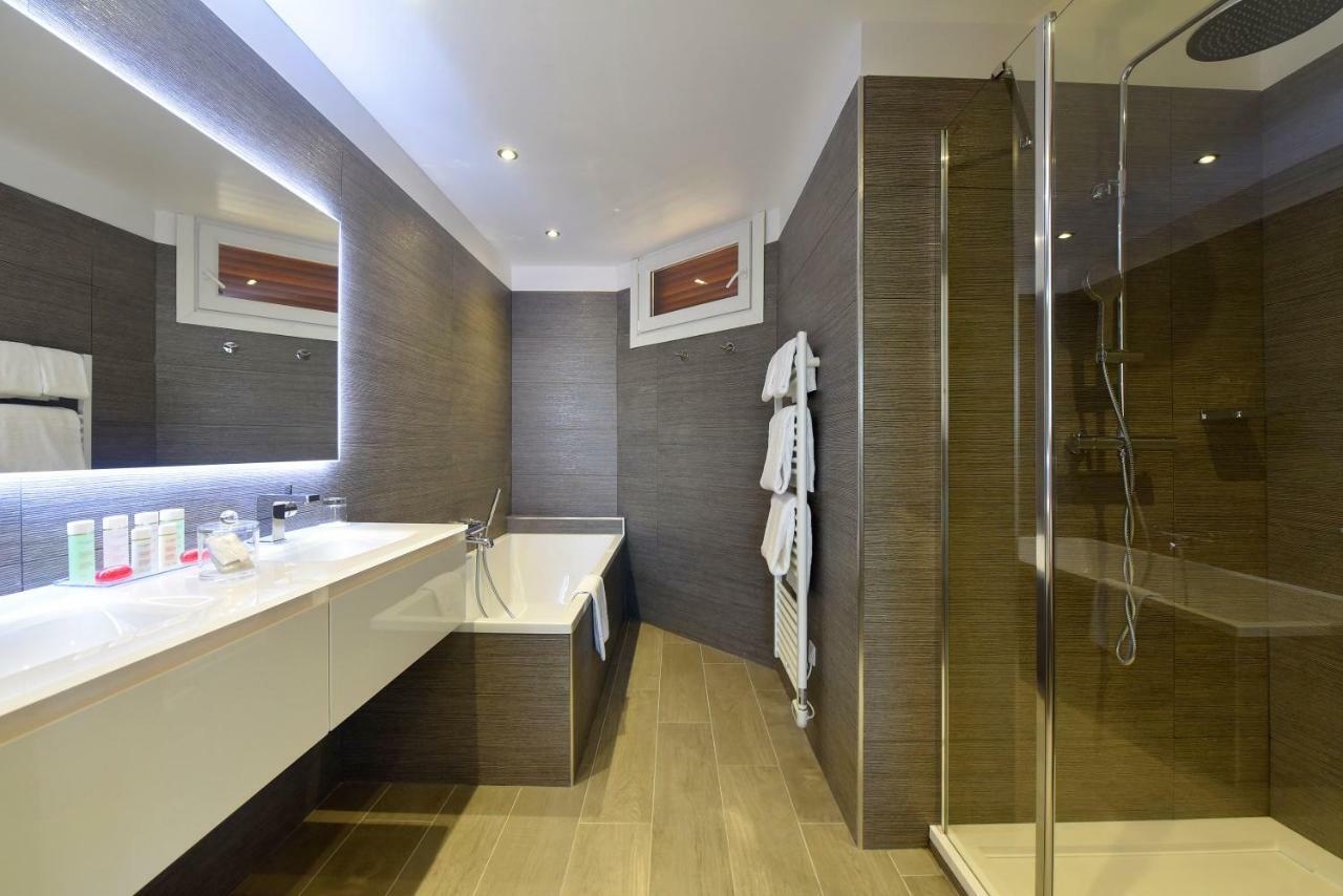 Suite Partial Sea View with Balcony