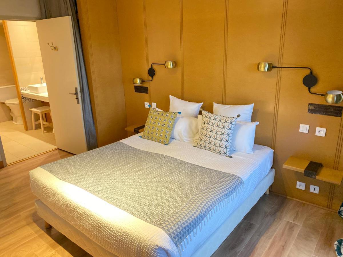 Double Room - Beachside