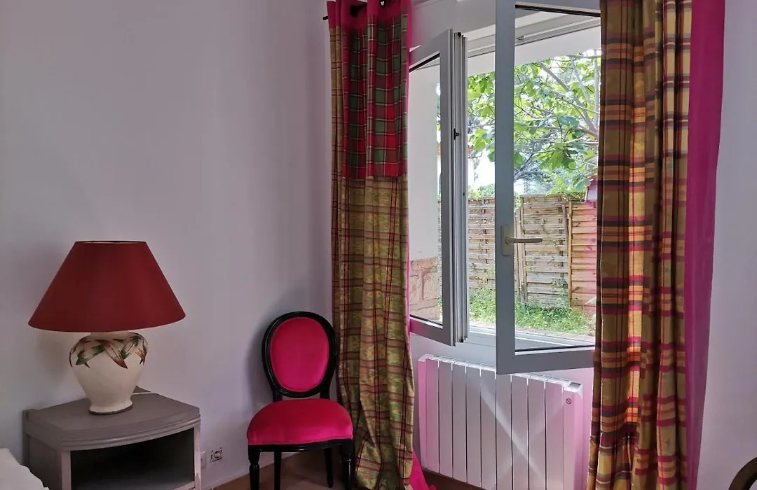 Cassis Hostel-1