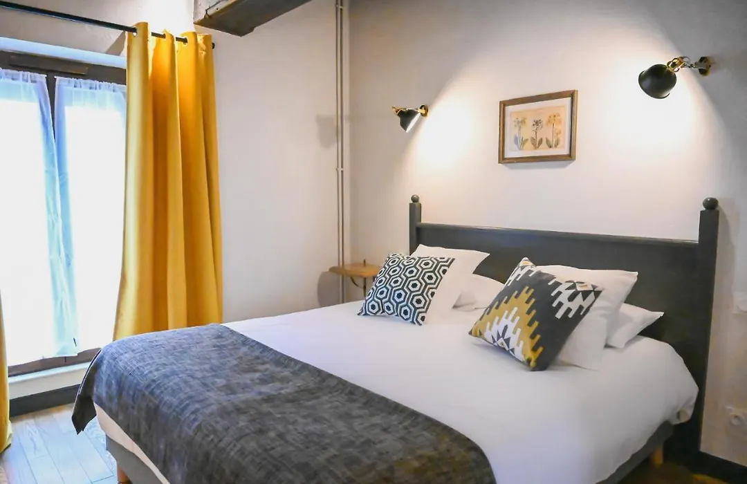 Hotel Athanor Centre-1