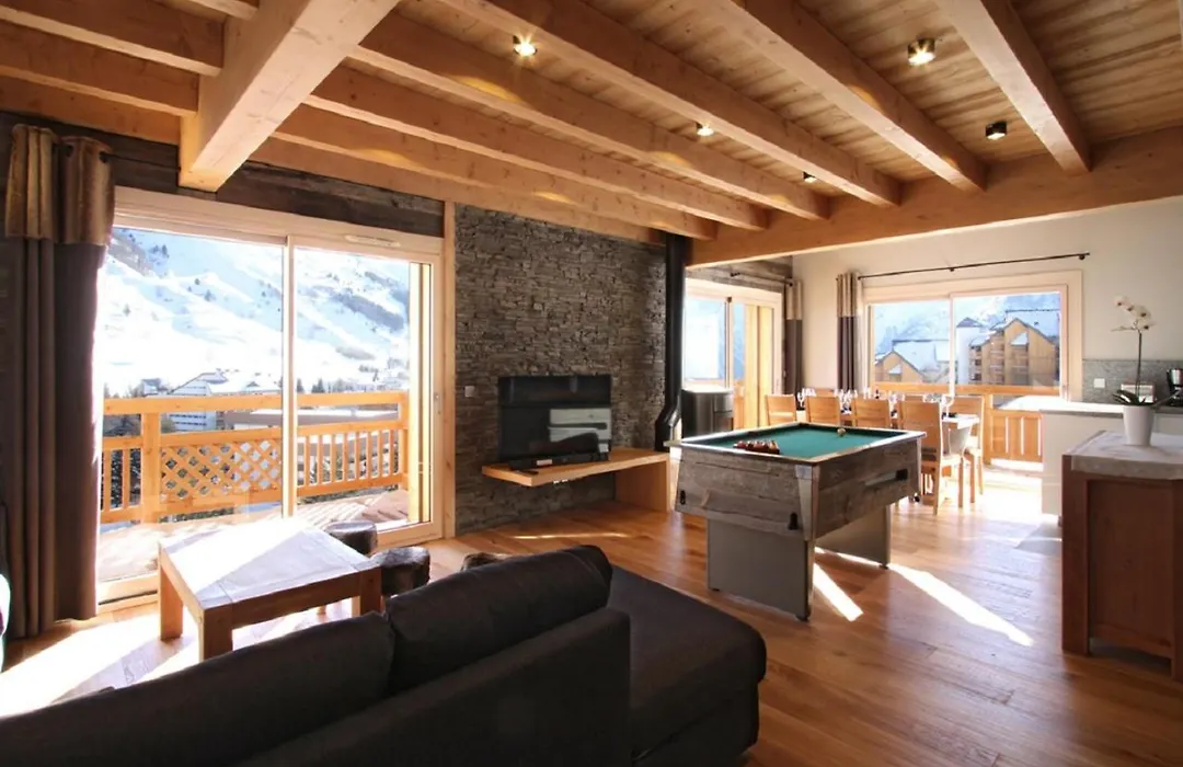 Les Chalets Grizzly-1