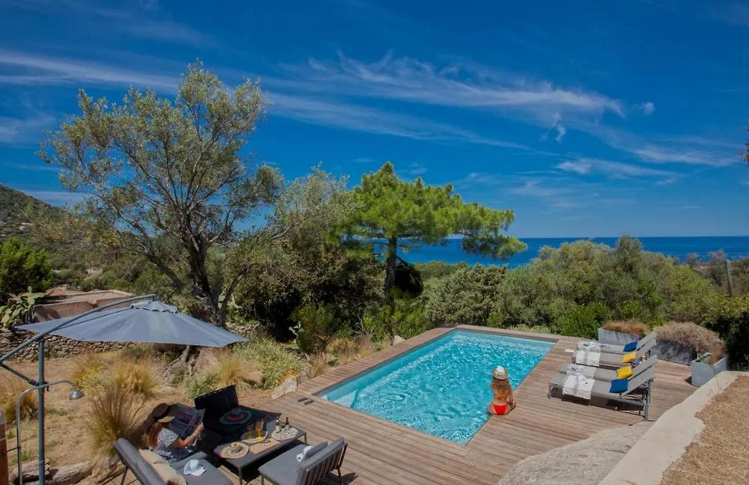 Villa Bodri, Maison En Pierre Avec Vue Mer Et Piscine Chauffee-1