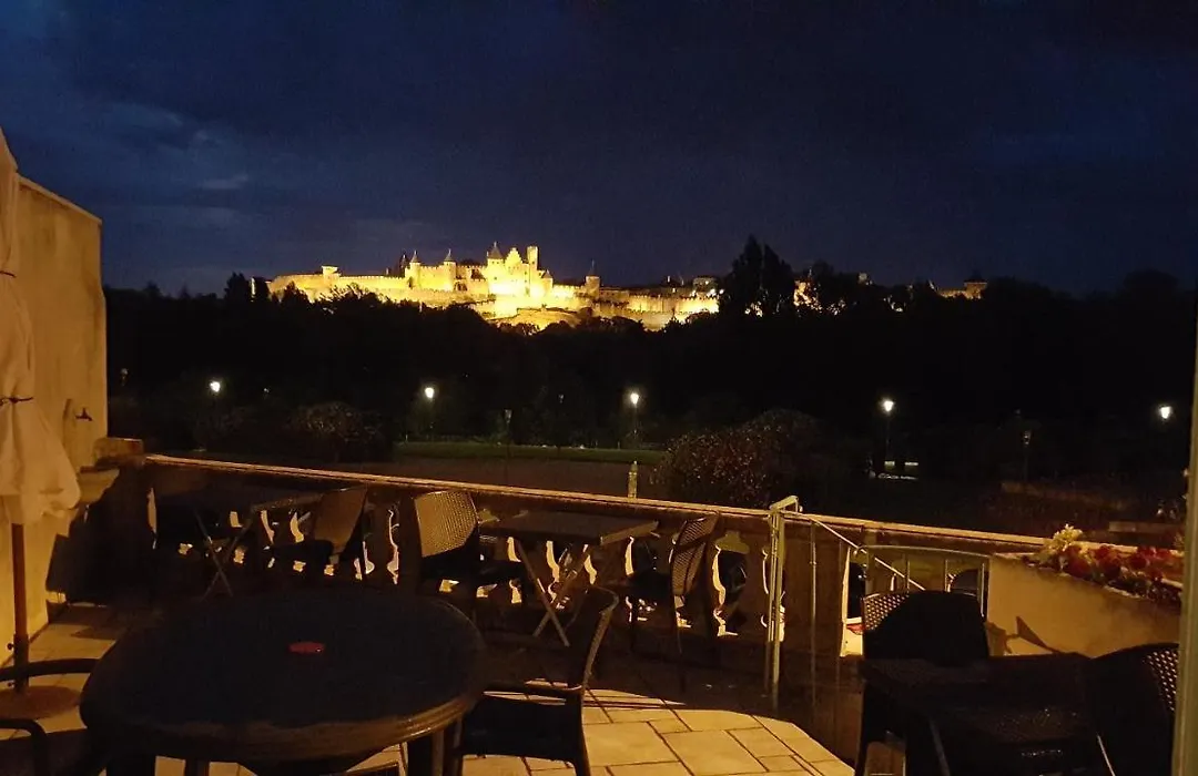 Carcassonne Guesthouse-1