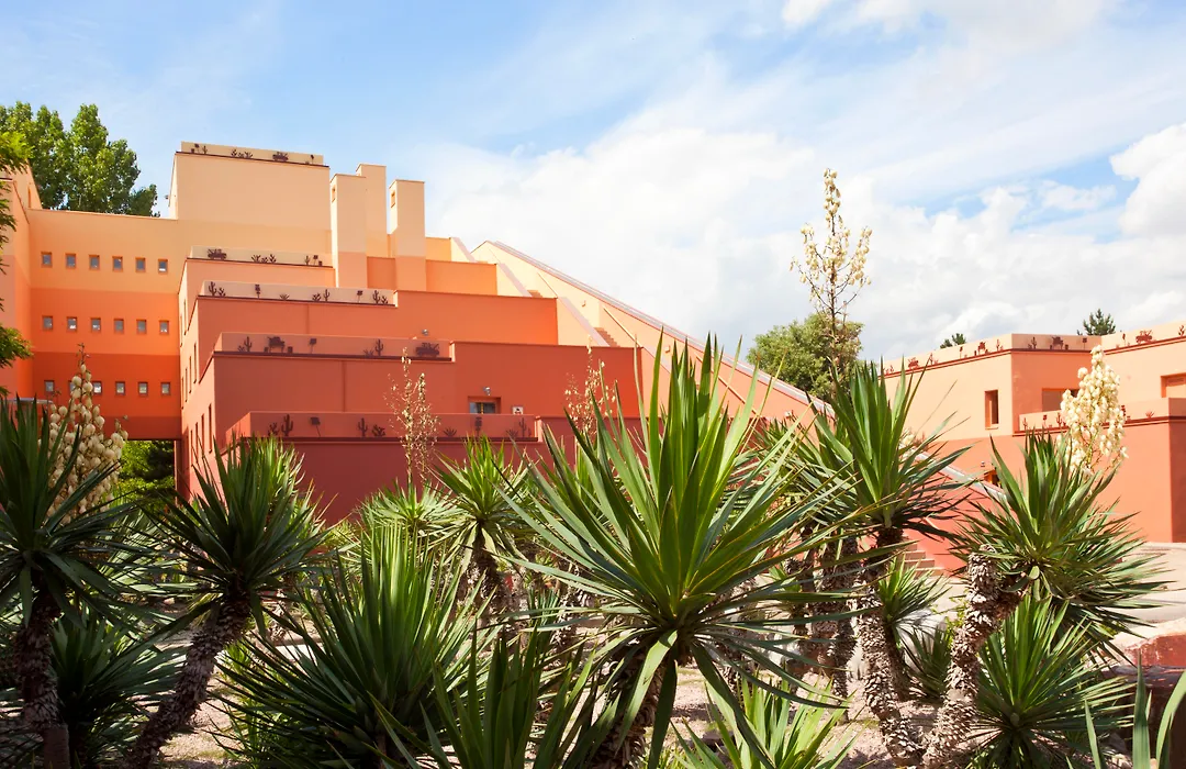 Disney Hotel Santa Fe-1