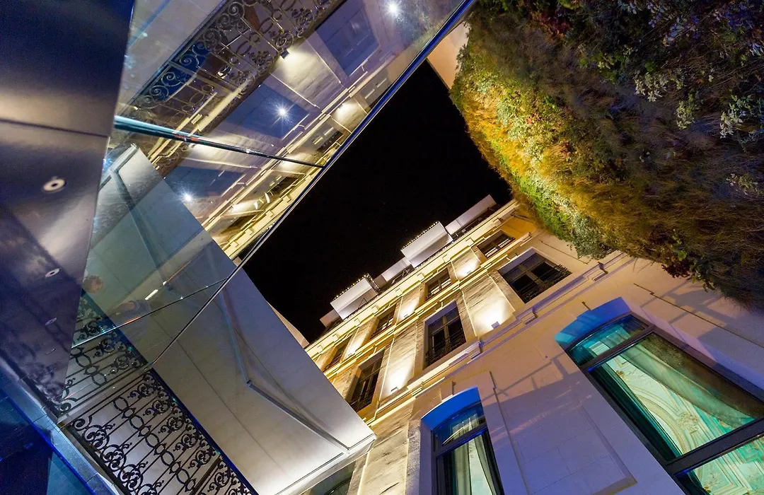 Hotel C2-1