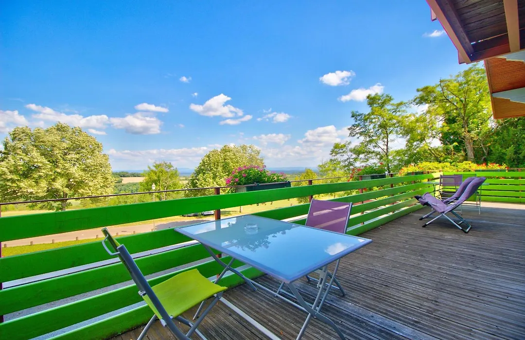 Logis Hotel Restaurant Le Chalet Du Mont Roland-1