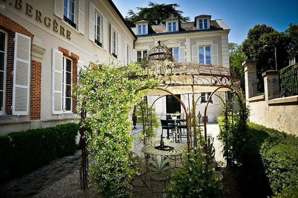 Champagne Andre Bergere & Suites-1