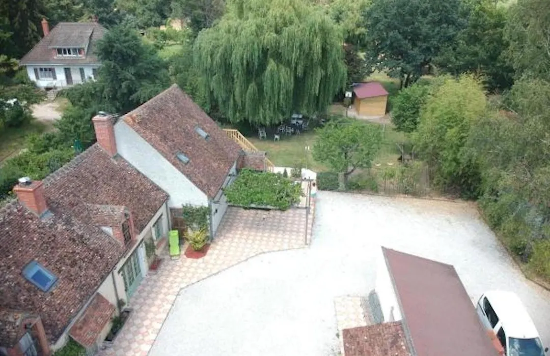 Chambres Et Table D'Hotes Cervina-1