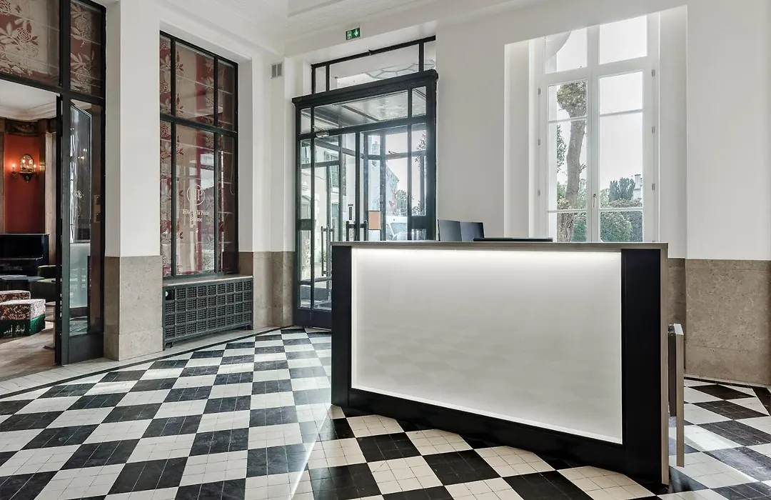 Hotel De La Poste-1