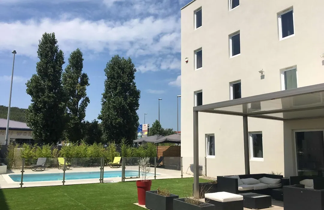 Brit Hotel Martigues Nord-1