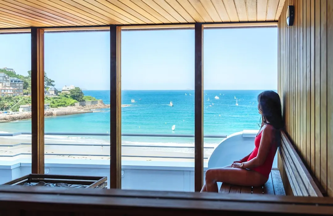 Grand Hotel Perros-Guirec-1