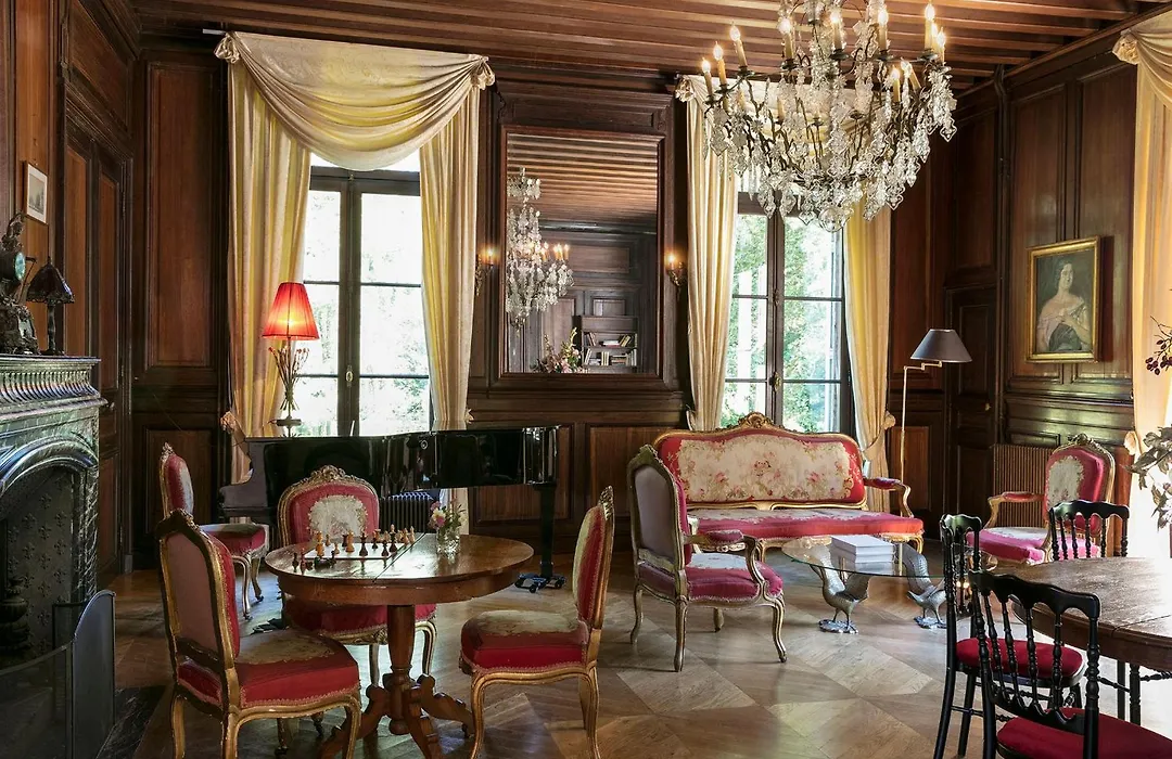Hostellerie Du Chateau Les Muids-1