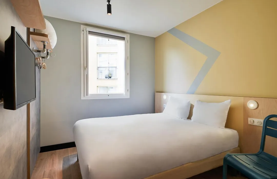 Ibis Budget Saint-Maurice-1