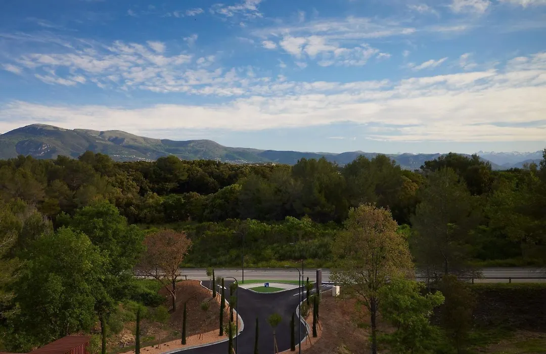 Moxy Antibes Sophia Antipolis-1