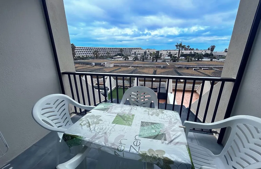 Naturiste Cap d'Agde Héliopolis F 47-1