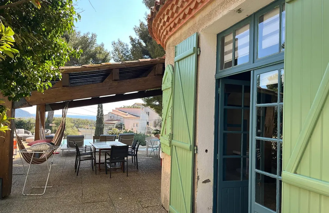 Cassis Hostel-1