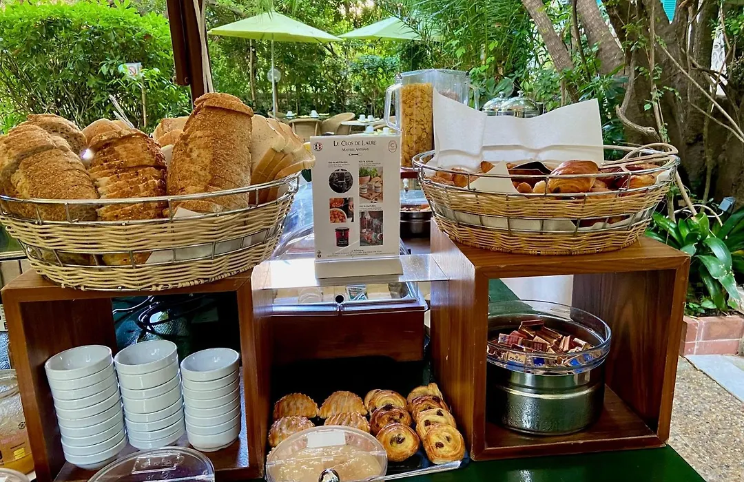 Le Windsor, Jungle Art Hotel-1