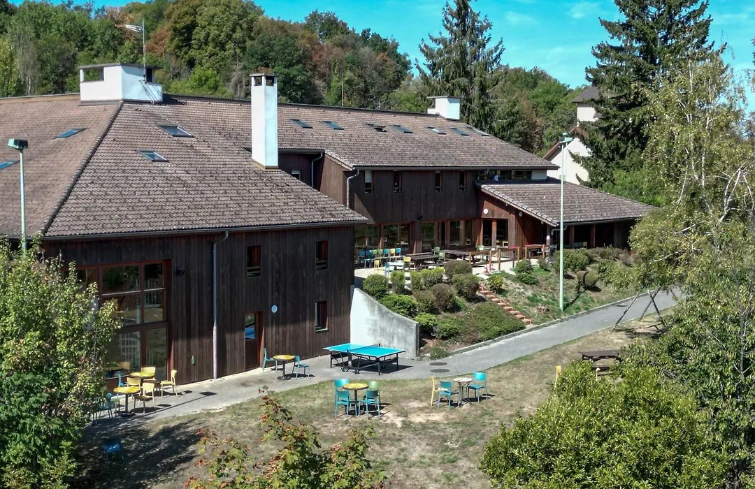 Auberge De Jeunesse Hi Annecy-1