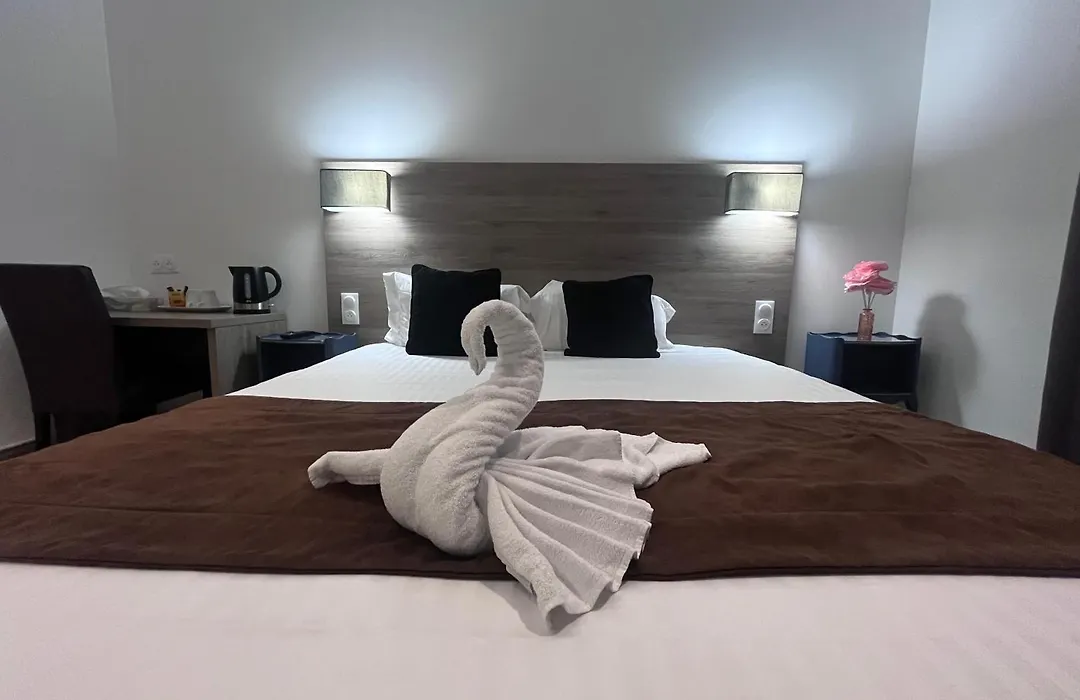 Hotel L'Univers-1