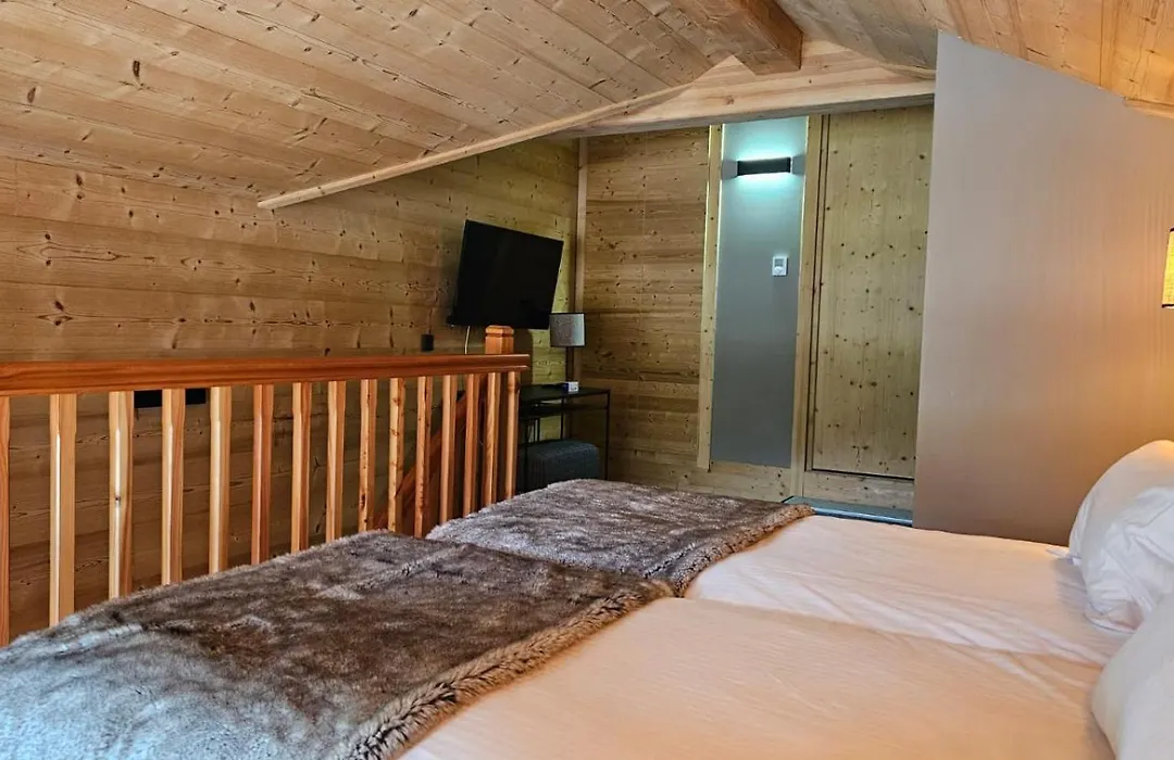 Le Chalet Blanc Hotel & Spa-1