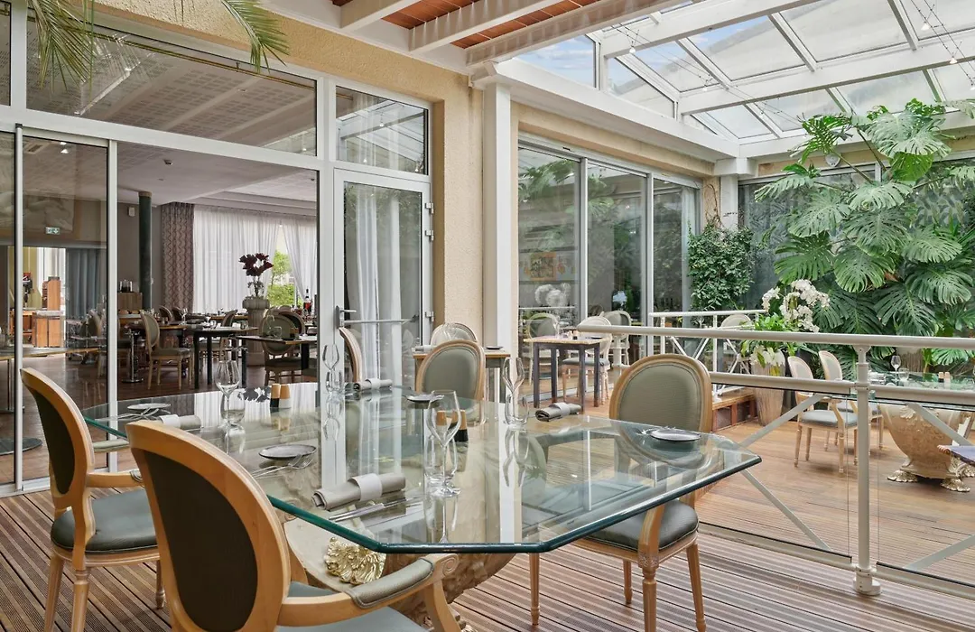 Hostellerie Du Mont Aime-1