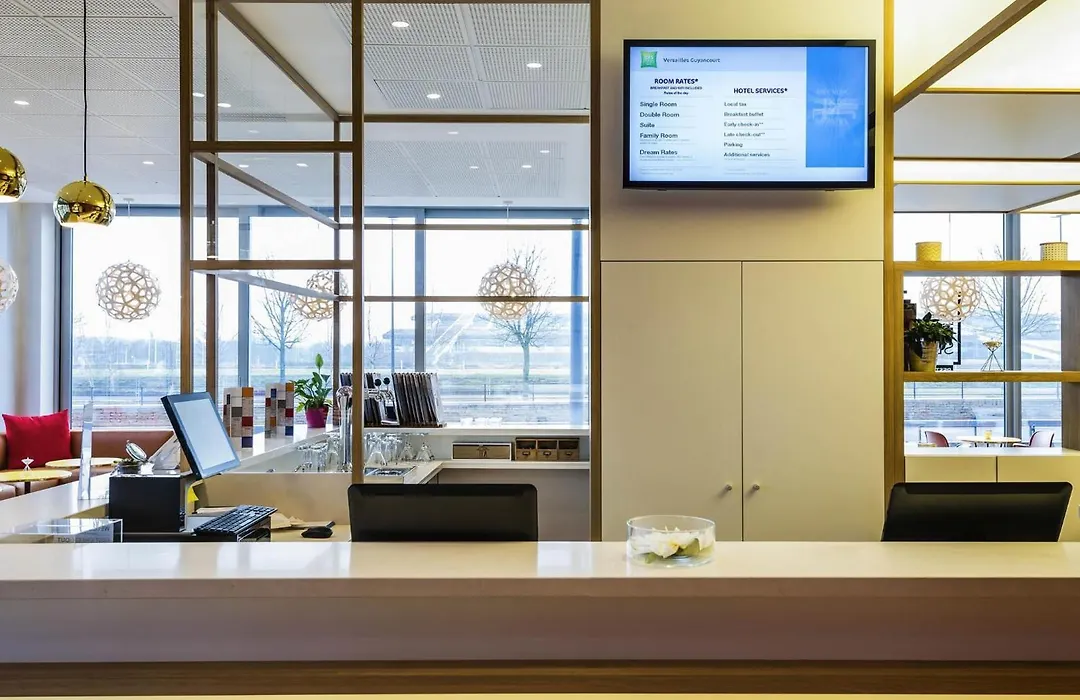 Ibis Styles Versailles Guyancourt-1