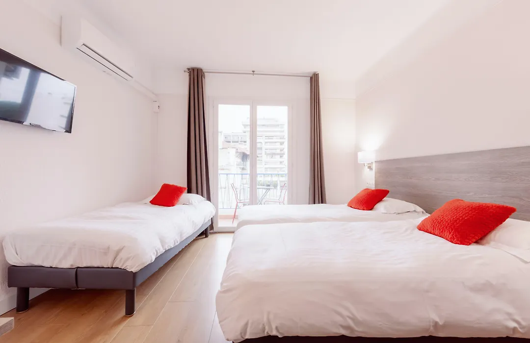 Hotel Courbet-1