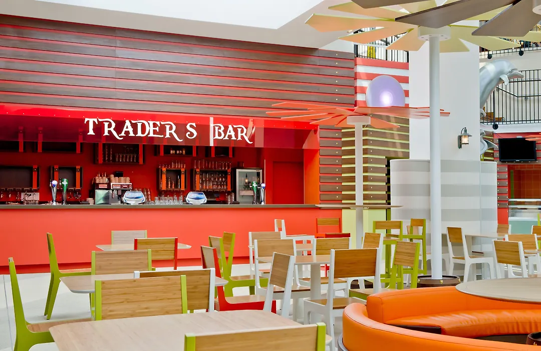 Explorers Hotel Marne-La-Vallee-1