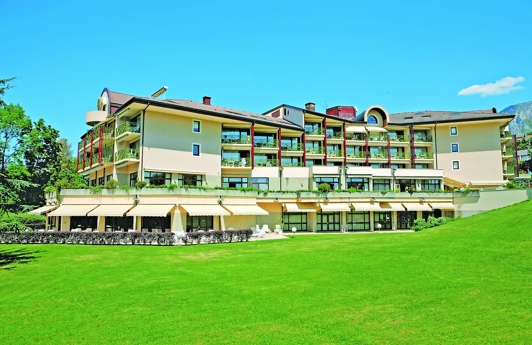 Hotel *** & Spa Vacances Bleues Villa Marlioz-1