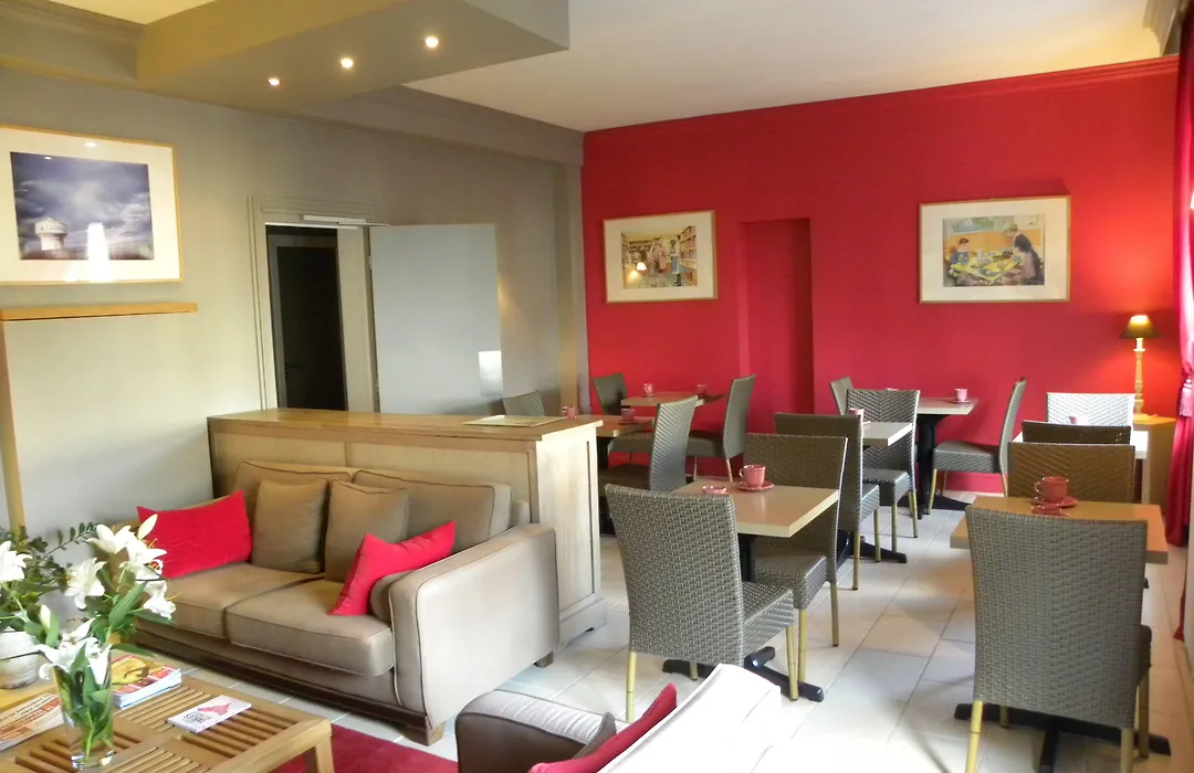 Hotel Mondial-1