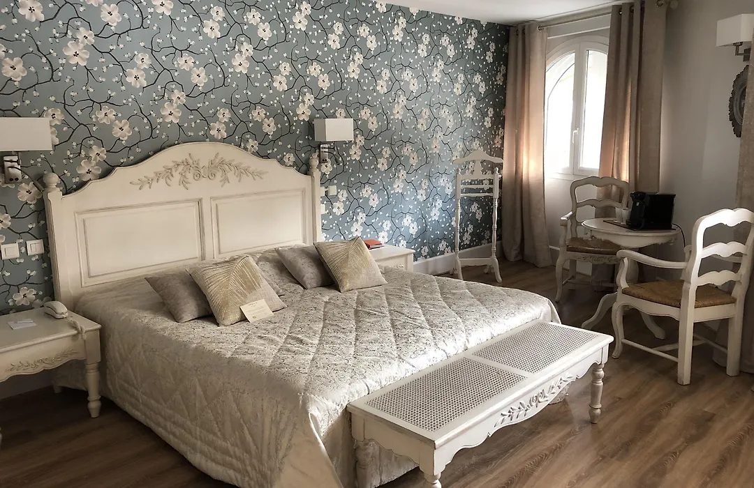 Auberge Du Lac-1