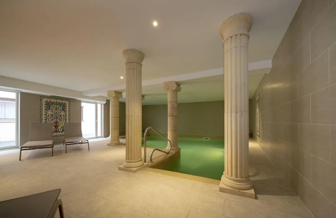 Hotel Majestic Alsace - Strasbourg Nord-1