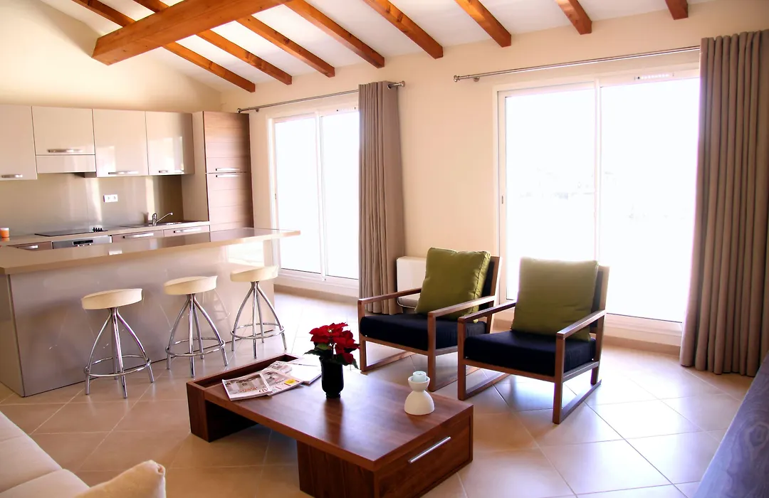 Residence Salina Bay-1