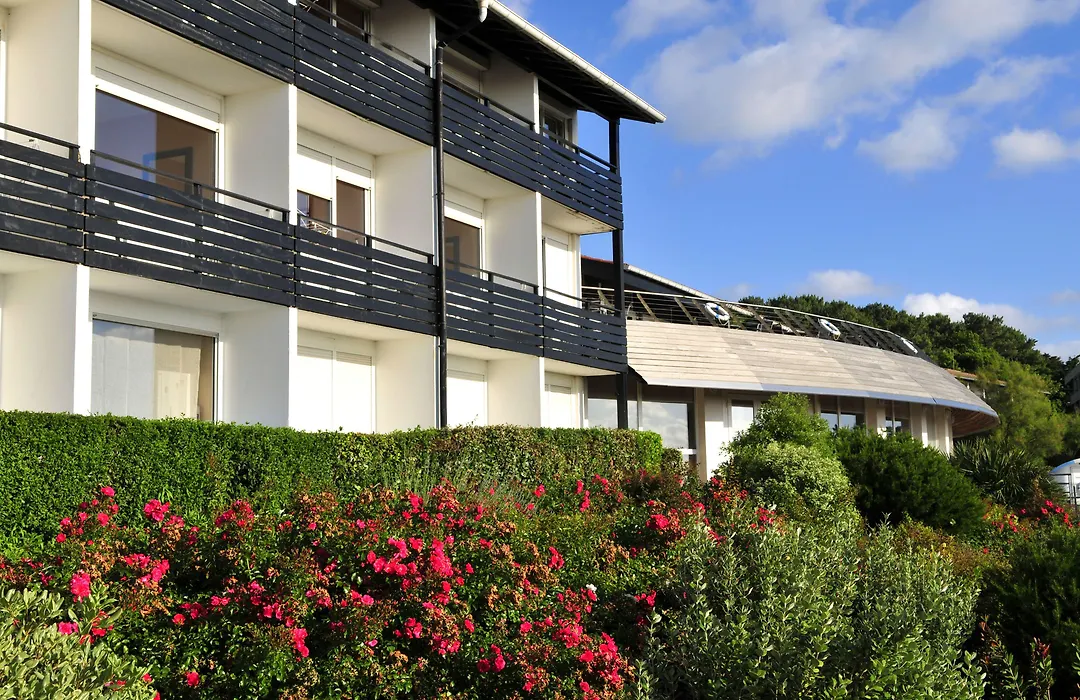 Azureva Club Anglet-1