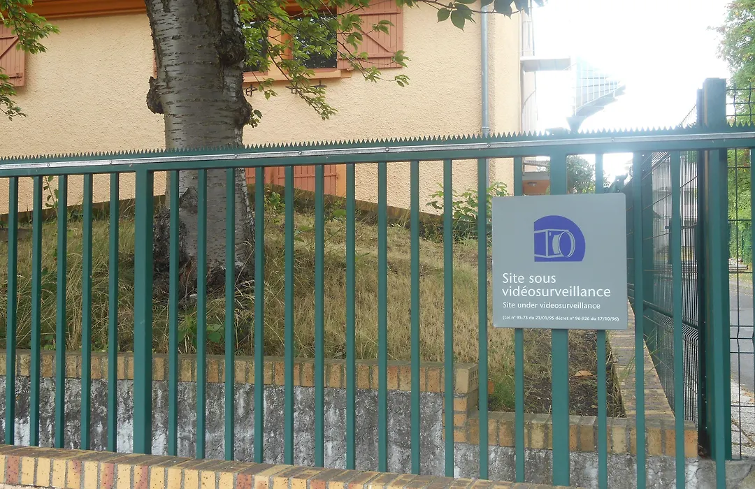 Mondhotel Chelles-1