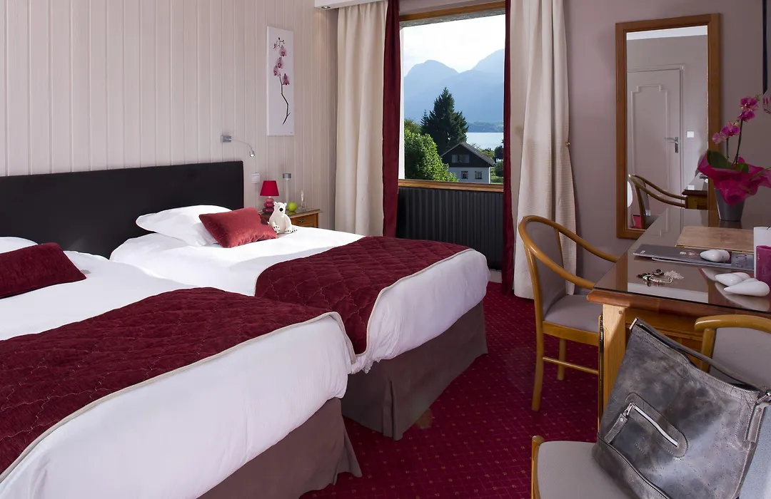 Hotel Les Grillons-1