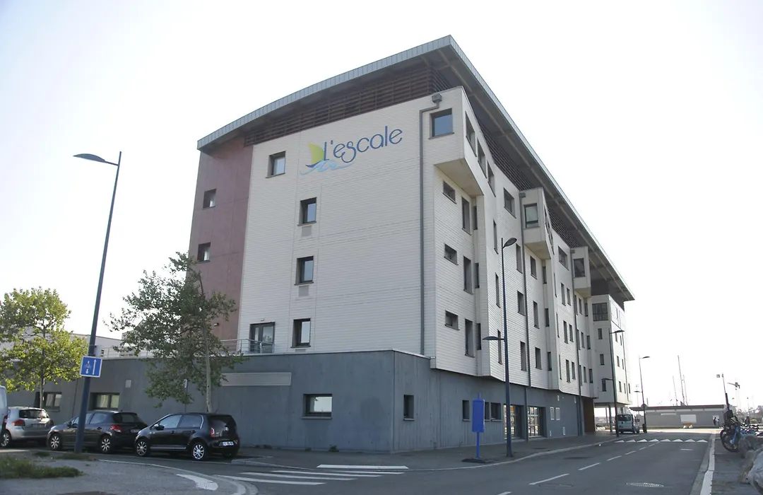 Auberge De Jeunesse L'Escale-1