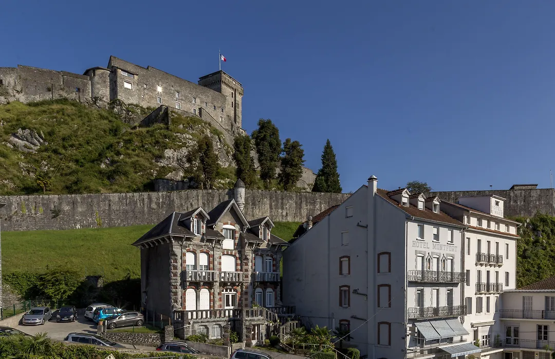 Hotel Montfort-1