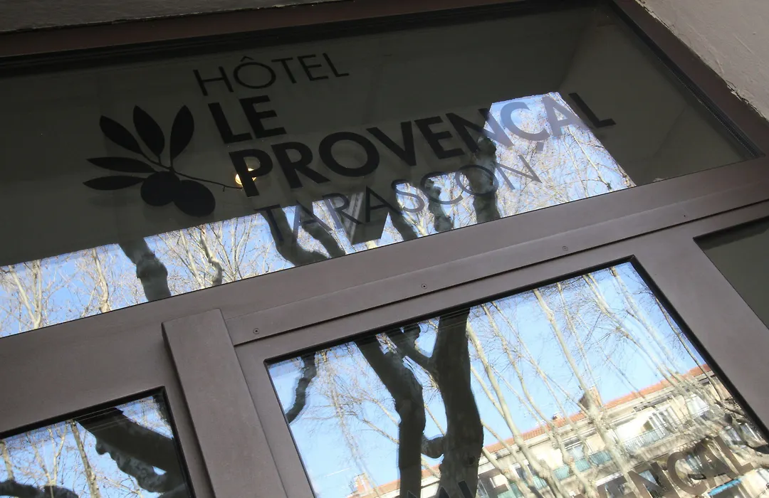 Le Provencal-1