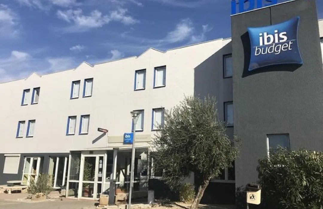 Ibis Budget Arles Sud Fourchon-1