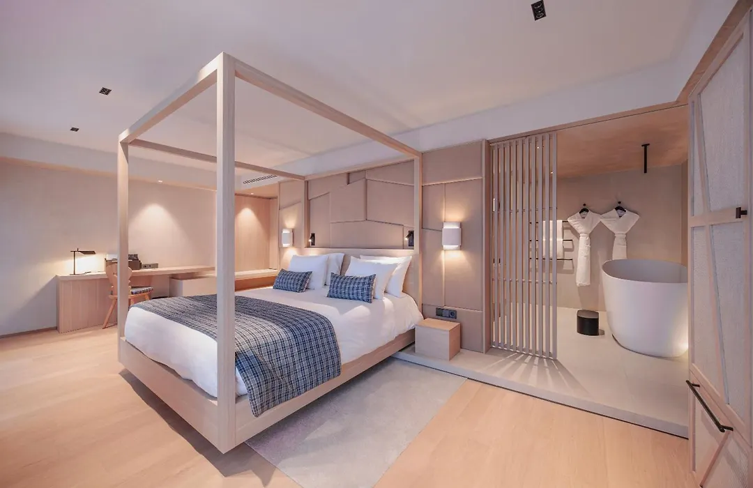 Yona Ex Le Parc Hotel-1