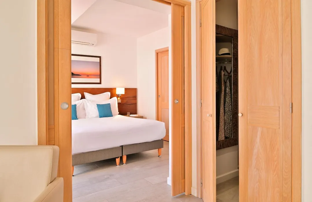 Hotel La Roya-1