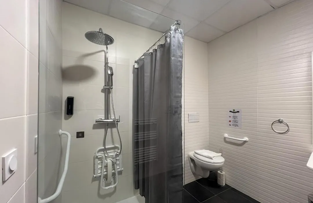 Square Hotel-1
